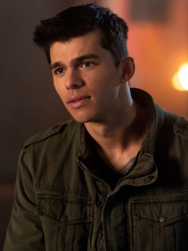 TRINKETS (L to R) ANDREW JACOBS as BEN in episode 208 of TRINKETS.